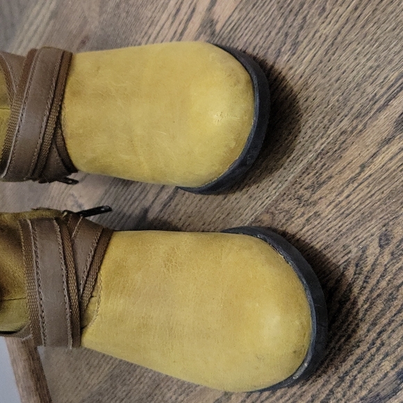 Gorgeous Sorel riding boots - Picture 7 of 15